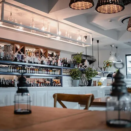 Szerokie Wody Sea & Hotel 4*