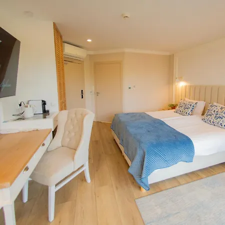 Szerokie Wody Sea & Hotell 4*