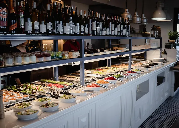 Hotel Szerokie Wody Sea & 4*