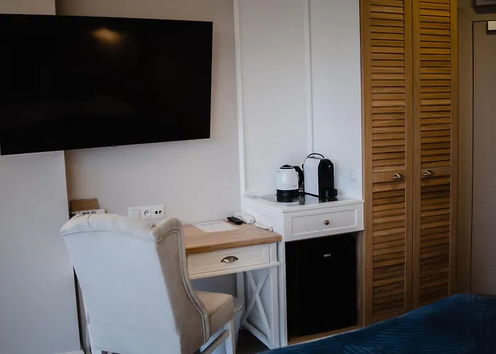 Hotel Szerokie Wody Sea & 4*